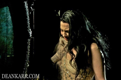 Keywords: amy lee;amy photos;evanescence;gallery;music video;My Heart is Broken