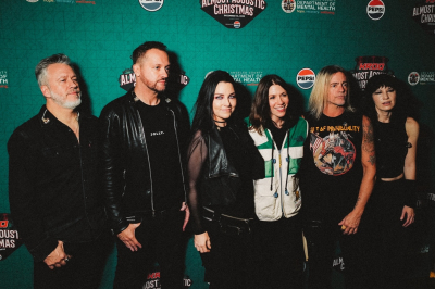 Keywords: KROQ Almost Acoustic Christmas;Almost Acoustic Christmas;KROQ AAC;Amy Lee;Evanescence;Amy Lee live;Evanescence live;Evanescence concert;Amy Lee acoustic;Evanescence acoustic;KROQ Christmas concert;KROQ live performance;Evanescence KROQ;Amy Le