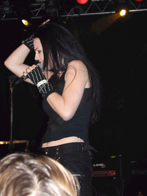 Keywords: amy lee;amy photos;amy pic;evanescence;evanescence pics;fallen