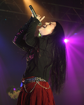 Click to view full size image
==============
Keywords: amy lee;amy photos;amy pic;evanescence;evanescence pics;fallen Keywords: amy lee;amy photos;amy pic;evanescence;evanescence pics;fallen
