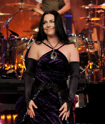 Click to view full size image
==============
Keywords: amy photos;amy lee;amy pic;evanescence;evanescence pics;jay leno Keywords: amy photos;amy lee;amy pic;evanescence;evanescence pics;jay leno