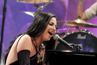 Click to view full size image
==============
Keywords: amy photos;amy lee;amy pic;evanescence;evanescence pics;jay leno Keywords: amy photos;amy lee;amy pic;evanescence;evanescence pics;jay leno