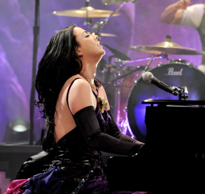 Keywords: amy photos;amy lee;amy pic;evanescence;evanescence pics;jay leno