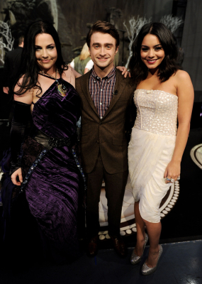 Click to view full size image
==============
Keywords: amy photos;amy lee;amy pic;evanescence;evanescence pics;jay leno Keywords: amy photos;amy lee;amy pic;evanescence;evanescence pics;jay leno